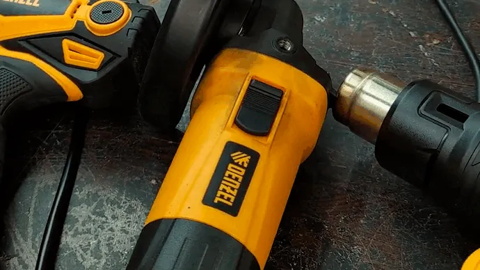 Как и чем удалить старую краску. Проверили самые популярные способы и нашли лучший