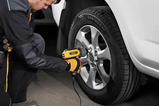 Как выбрать зимние шины и поставить их