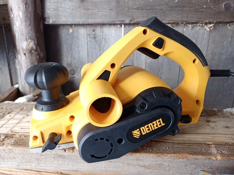 Обзор электрического рубанка DENZEL EP-82, 720 Вт