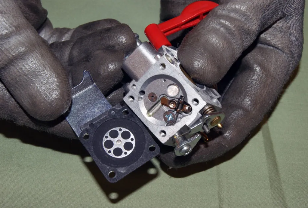 Мембрана карбюратора прокладкой и иглой