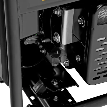 Генератор инверторный DENZEL GS-5500iFEA, 5,5 кВт, 230 В, открытый корпус, электростартер, ATS