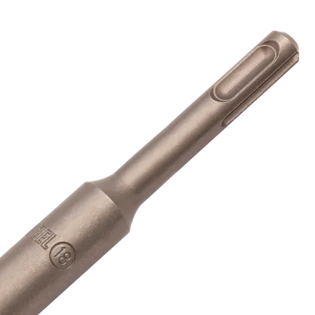 Бур по бетону DENZEL 705045, 18 x 460 мм, двойная спираль, три пылеотводящие кромки