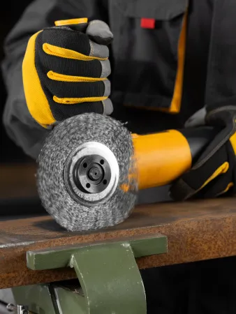 Щетка для УШМ DENZEL 746563, 125 мм, «плоская», витая нержавеющая проволока 0.3 мм, посадка 22.2 мм