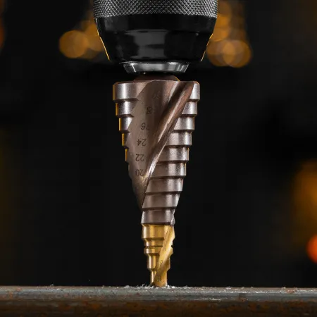 Сверло ступенчатое DENZEL, 6-8-10-12-14-16-18-20-22-24-26-28-30мм, Р6М5К5, 6-гр. хвостовик