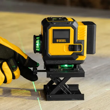 Лазерный уровень мультипризменный DENZEL DLV-360-3C, 30 м, зеленый луч, Li-Ion 2,4 Aч, кейс