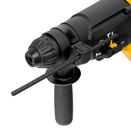 Перфоратор электрический DENZEL RH-1050-26, SDS-plus, 1050 Вт, 3.2 Дж, 3 плюс 1 режим
