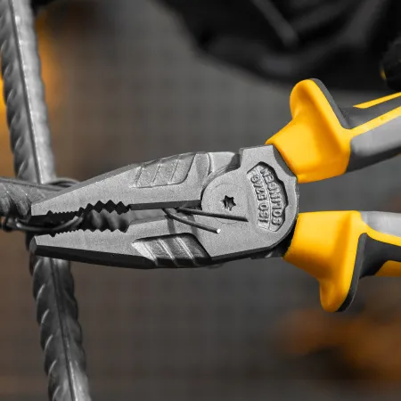 Плоскогубцы комбинированные DENZEL 205 мм, трехкомпонентные рукоятки