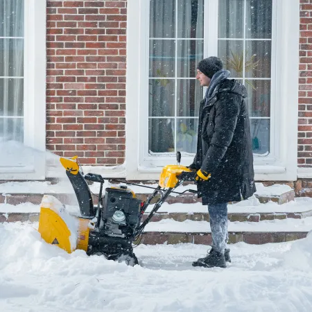 Снегоуборщик бензиновый DENZEL SBL 711DT PRO, 420cc, гусеницы, эл.старт, блок. дифф.