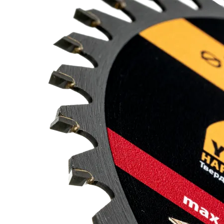 Пильный диск по дереву DENZEL ф185 х 20 мм, 40 зубьев