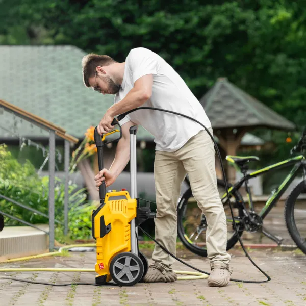 Моечная машина высокого давления DENZEL K 70 Power, 2500 Вт, 180 бар, 600 л/ч, асинхронный двигатель