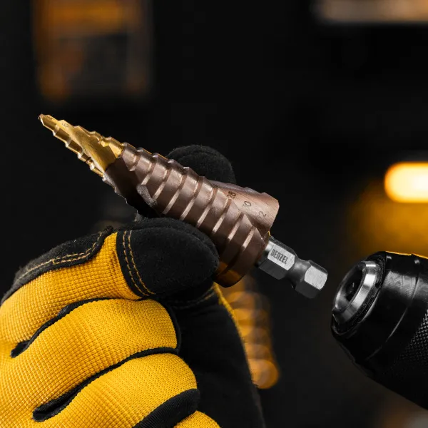 Сверло ступенчатое DENZEL, 4-6-8-10-12-14-16-18-20-22-24-26-28-30-32 мм, Р6М5К5, 6-гр. хвостовик