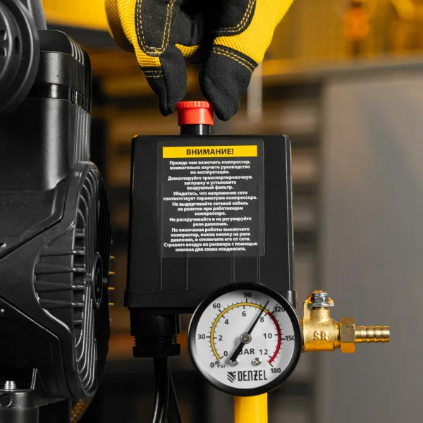 Компрессор безмасл. малошумный DENZEL DLP-950/10, 950Вт,10 л, 2850 об/мин, 170 л/мин