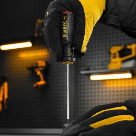 Отвертка DENZEL PH0х100 мм, S2, 3к рукоятка