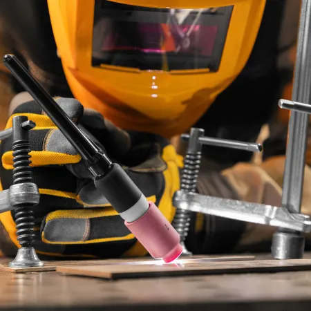 Аппарат инвертор. аргонодуговой сварки DENZEL ITIG-200 ACDC Mix Pulse, 200 А, ПВ 60%