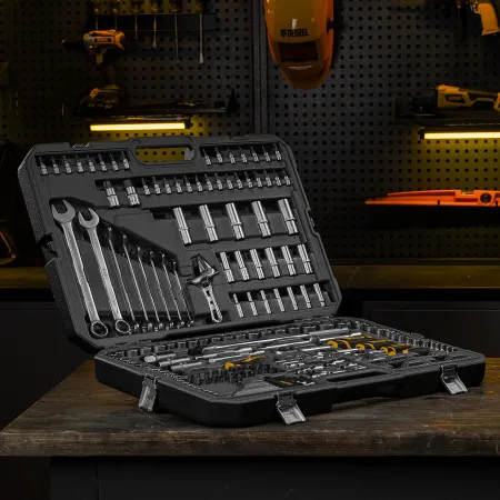 Набор инструментов DENZEL 1/2", 1/4", 3/8", CrV, S2, пластиковый кейс, 216 предметов