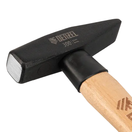 Молоток слесарный DENZEL 300 г, кованый квадратный боек, буковая рукоятка