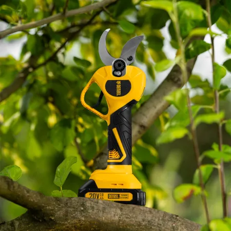 Секатор аккумуляторный, бесщет. DENZEL, CP-40BL, Li-Ion, 20 В, лезвия SK5