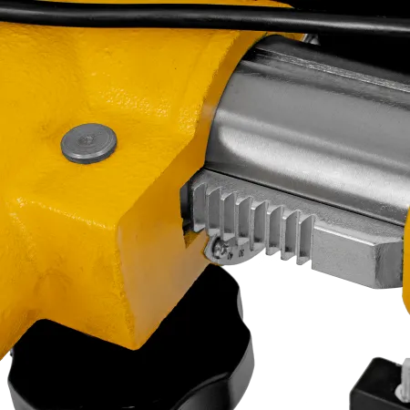 Станок сверлильный радиальный DENZEL DDM-550R, 550 Вт, 16 мм, 12 ск., настольный