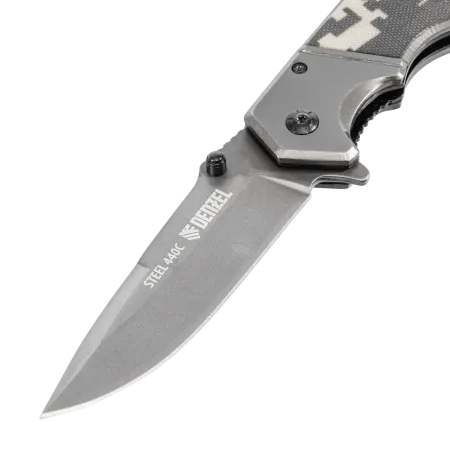 Нож складной DENZEL многоцелевой, системы Liner-Lock, с накладкой G10 на эргономичной рукоятке