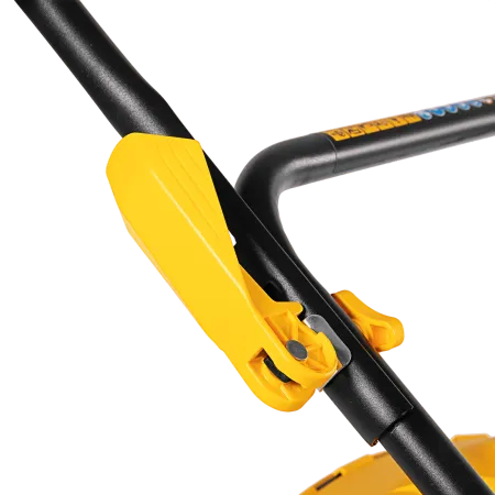 Газонокосилка бензиновая DENZEL GLD-460, 146 см3, ширина 46 см, ручная, 7 уровней