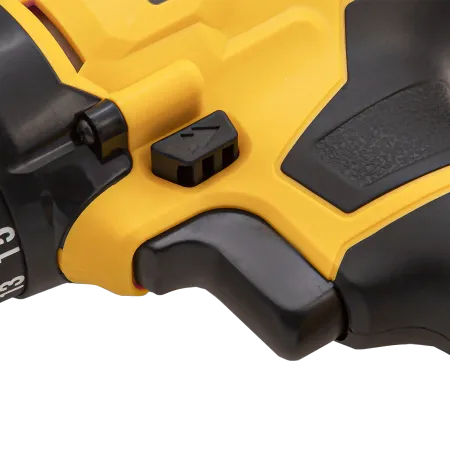 Аккумуляторная дрель-шуруповерт DENZEL CDL-IB-18-02, 18 В, Li-Ion, 2 x 1.5 Ач