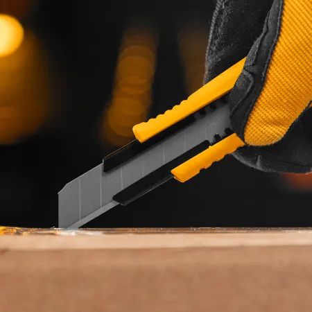 Лезвия DENZEL 18 мм, сталь SK5 - 0,6 мм, усиленные, 5 штук