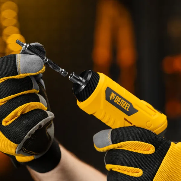 Отвертка аккумуляторная DENZEL CSH-3.6, 54 биты, Li-Ion, 3,6 В