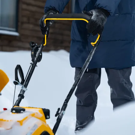Бензиновая снегоуборочная машина DENZEL SB 460 Sled, 99cc, лыжи ручной старт