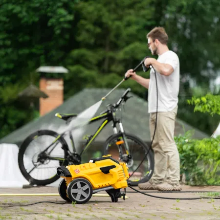 Моечная машина высокого давления DENZEL K 90 Power, 3100 Вт, 220 бар, 600 л/ч, асинх. двигатель