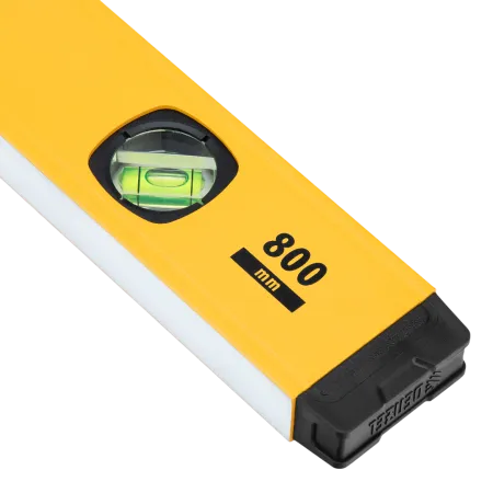 Уровень алюминиевый DENZEL магнит., фрезерованный, 3 глазка (1 зеркал.), 0,5 мм/м, 800 мм