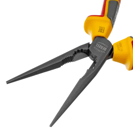 Длинногубцы прямые DENZEL диэлектрические рукоятки до 1000 В, трехкомпонентные рукоятки, 205мм