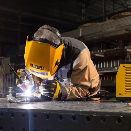 Аппарат инвертор. аргонодуговой сварки DENZEL ITIG-200 DС Pulse Cold Weld, 200 А, ПВ 60%