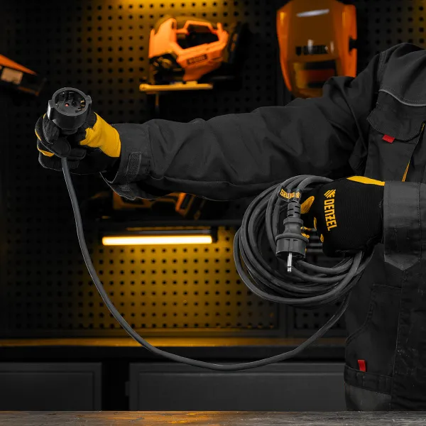 Удлинитель-шнур силовой Top Series DENZEL, КГТТ, 10 м, 1 розетка, 3 x 1,5 мм