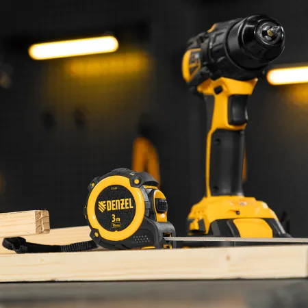Рулетка DENZEL 31520 3м х 16мм, автоматич. фиксац., нейлон. покрытие, магнит. зацеп, двухстор. разметка