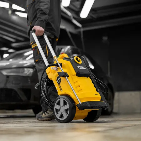 Моечная машина высокого давления DENZEL K 70 Power, 2500 Вт, 180 бар, 600 л/ч, асинхронный двигатель