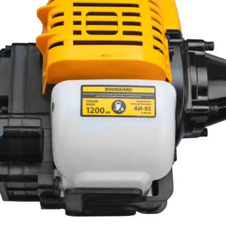 Триммер бензиновый DENZEL DT-43E, 43 см3, неразъемная штанга, электростартер, состоит из 2 частей