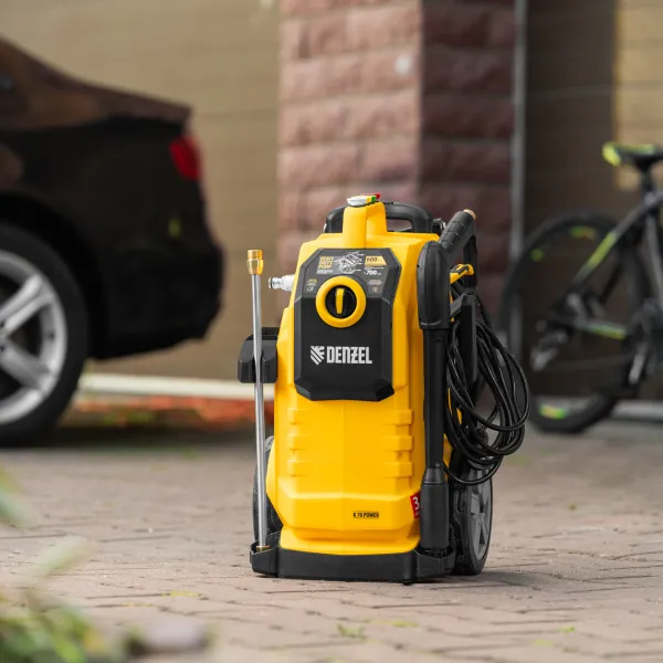 Моечная машина высокого давления DENZEL K 70 Power, 2500 Вт, 180 бар, 600 л/ч, асинхронный двигатель