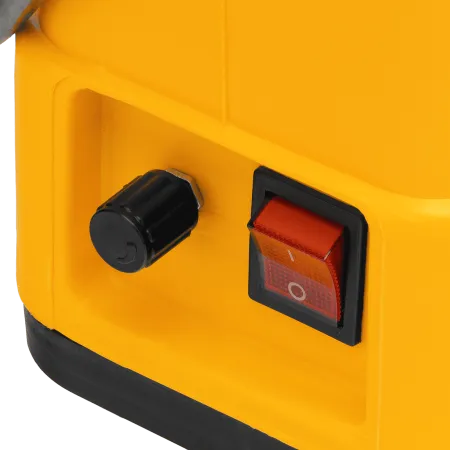 Опрыскиватель ранцевый аккумуляторный DENZEL D-16LA, 16 л, 12 В, 8 Ач