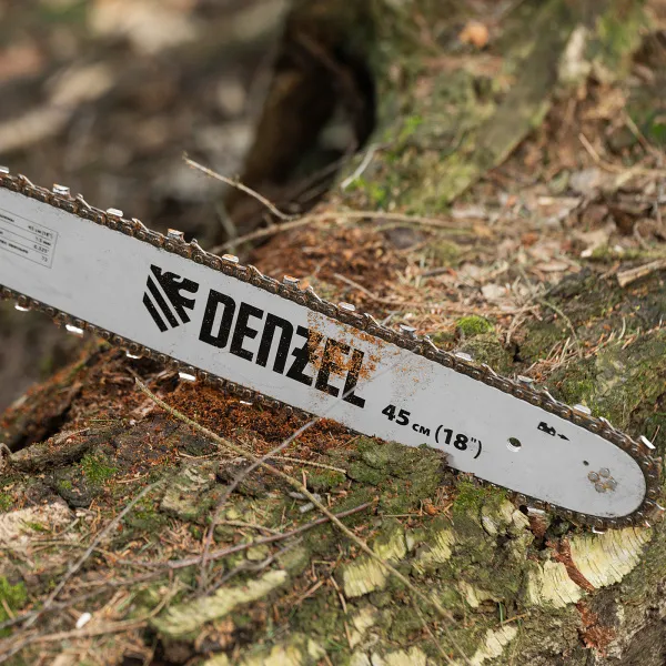 Пила цепная бензиновая DENZEL DS-5218, шина 45 см, 52 см3, 3 л.с, шаг 0,325, 72 звена