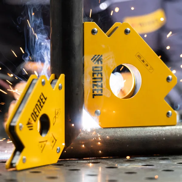 Фиксатор магнитный DENZEL для сварочных работ усилие 75 LB