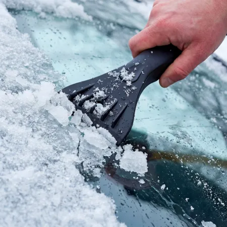 Щетка-сметка для снега со скребком DENZEL, телескоп, поворотная голова, водосгон, 900-1200 мм