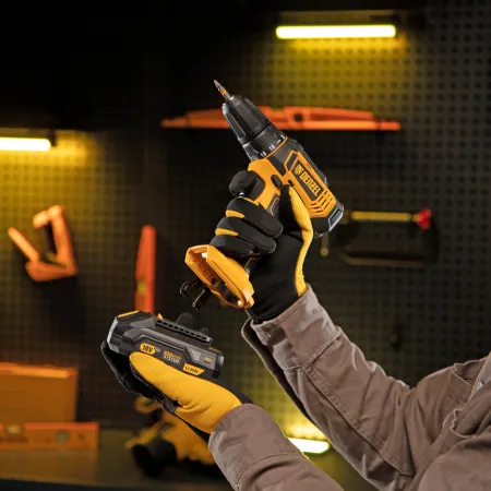 Аккумуляторная дрель-шуруповерт DENZEL CDL-18-02BM, Li-Ion, 18 В, 2 аккумулятор