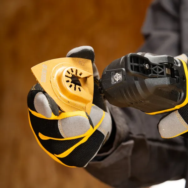 Насадка для МФИ DENZEL 782323 шлифовальная дельтавидная, HM, по плитке и дереву, 78 мм