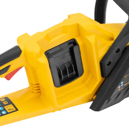 Аккумуляторная цепная пила DENZEL RCS400-36, Li-ion, 36 В, 4 Ач, шина 400 мм, бесщеточная