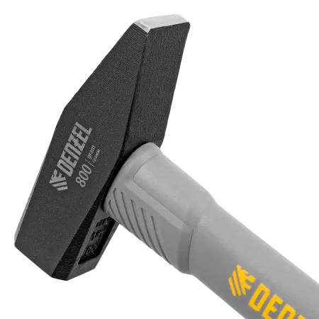 Молоток слесарный DENZEL 800 г, кованый, фибергласовая  рукоятка c TPR покрытием