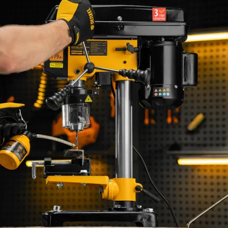 Станок сверлильный DENZEL DDM-350L, 350 Вт, 13 мм, 5 ск., лазер, настольный