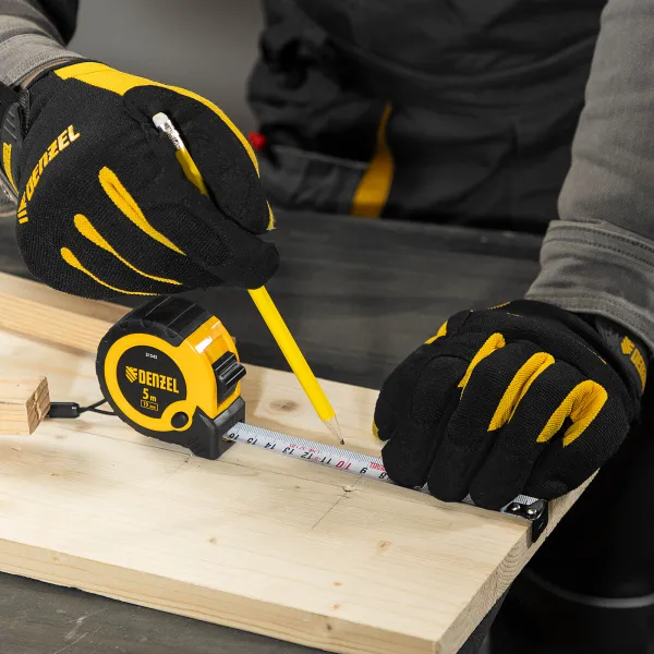 Рулетка DENZEL 5м х 19мм, двухкомп. корпус, кнопка-пауза