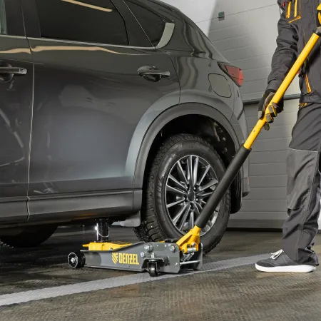 Домкрат гидравлический подкатной DENZEL 2/3 т, 98-770 мм, быстрый подъем, низ. подхват, проф, SUV