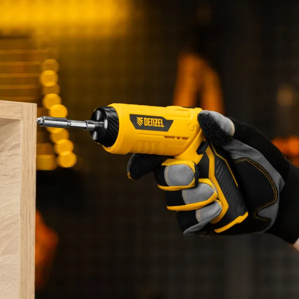 Отвертка аккумуляторная DENZEL CSH-3.6, 54 биты, Li-Ion, 3,6 В