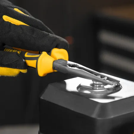 Длинногубцы прямые DENZEL 205 мм, трехкомпонентные рукоятки